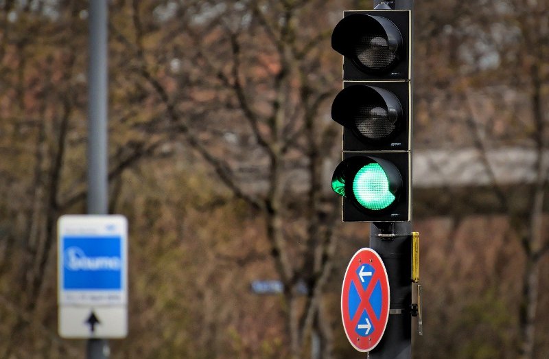 Cómo se realiza el mantenimiento de semáforos