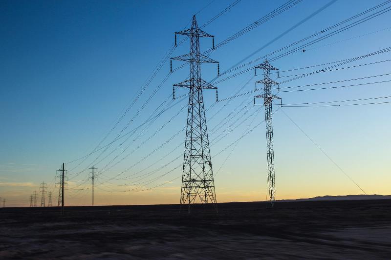 Cómo es el Montaje de una Torre de Alta Tensión